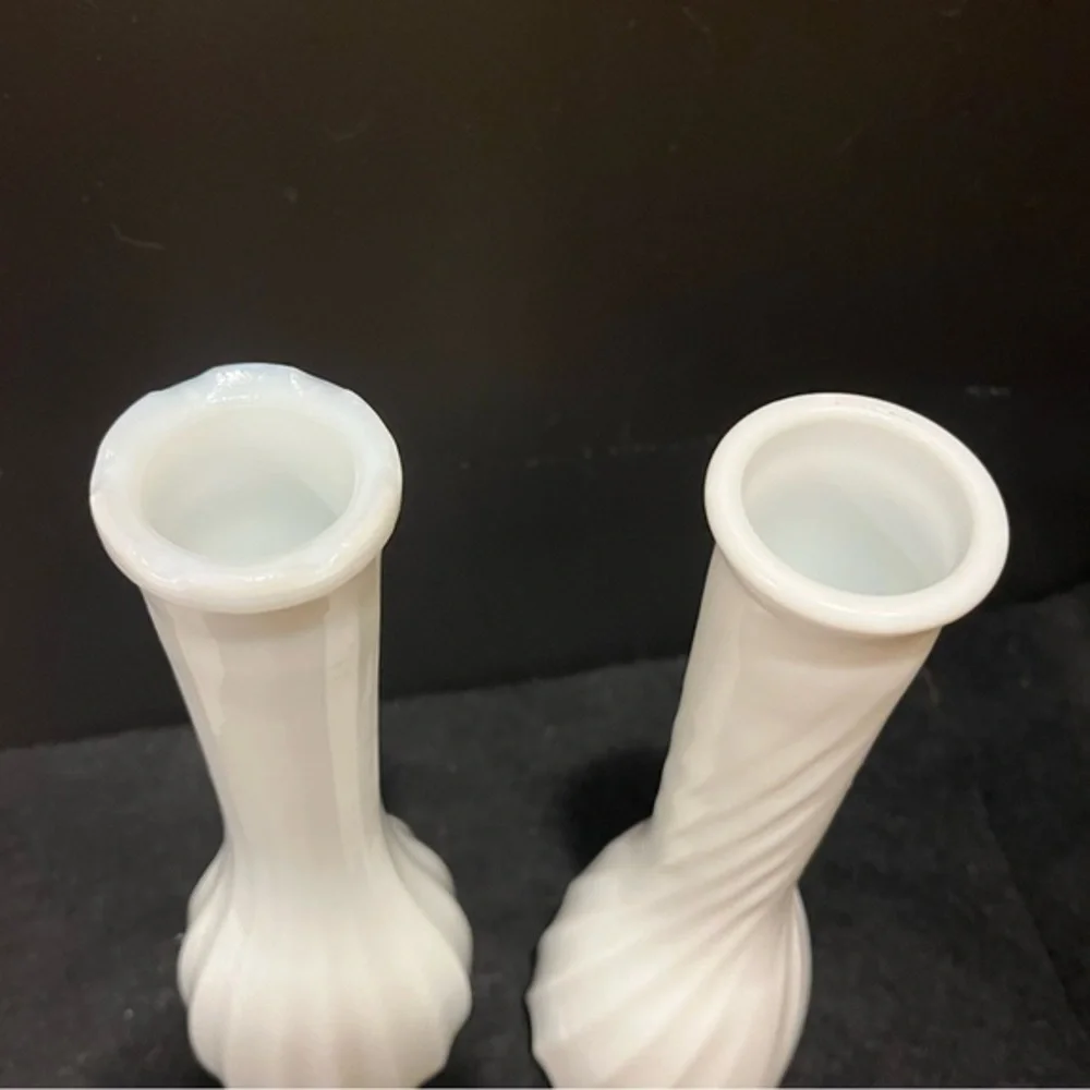 Vintage Milk Glass Bud Vases Straight Ribbed and Swirled Ribbed Set of Two